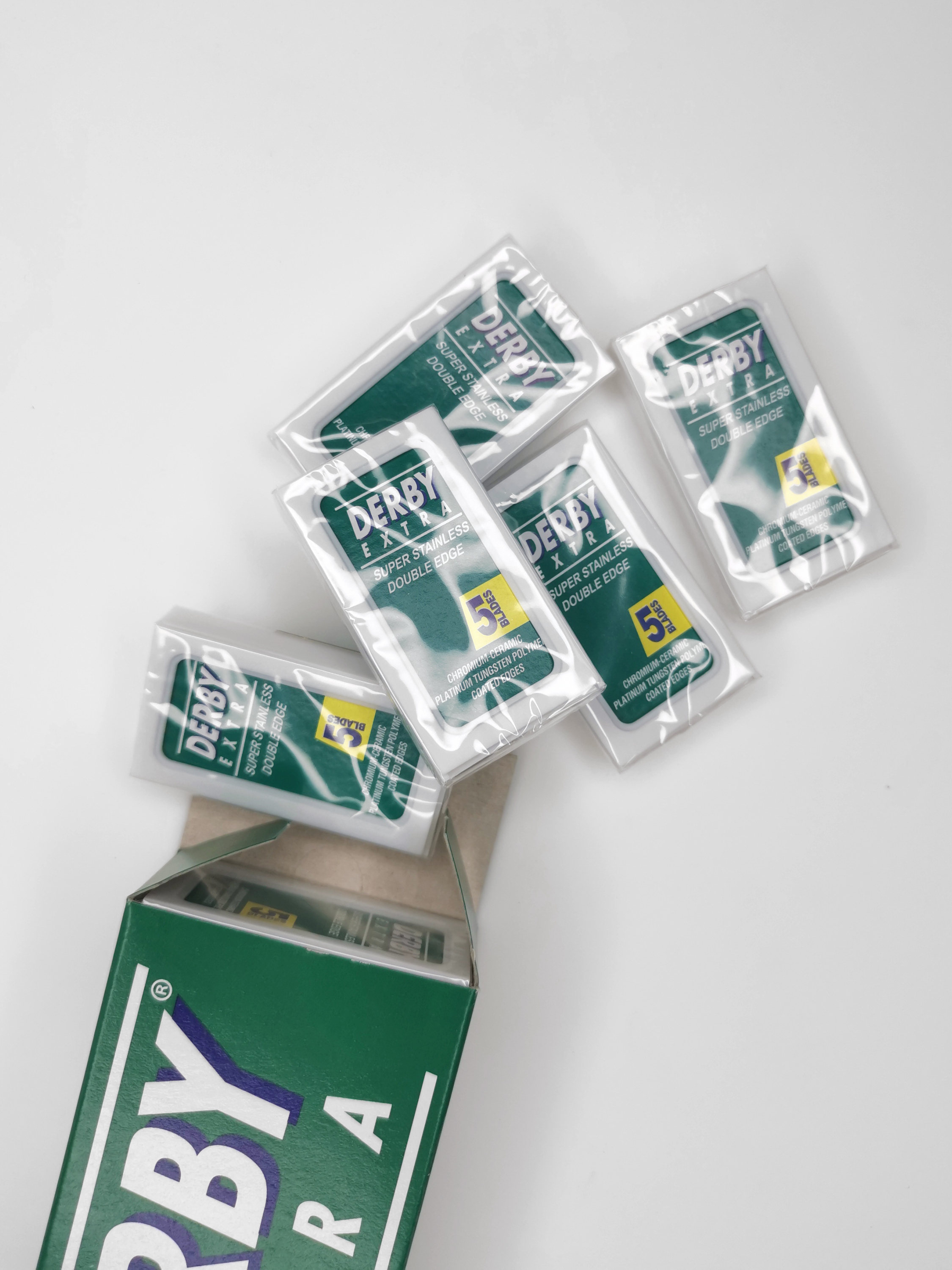 Двусторонние лезвия Derby Professional Extra 100 шт
